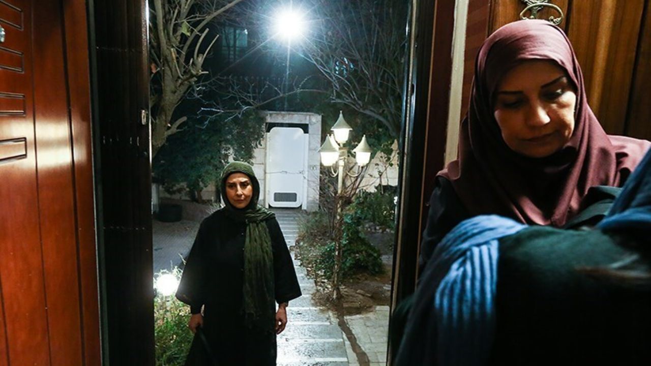 سریال «پرگار» جایگزین «زیرخاکی» می‌شود
