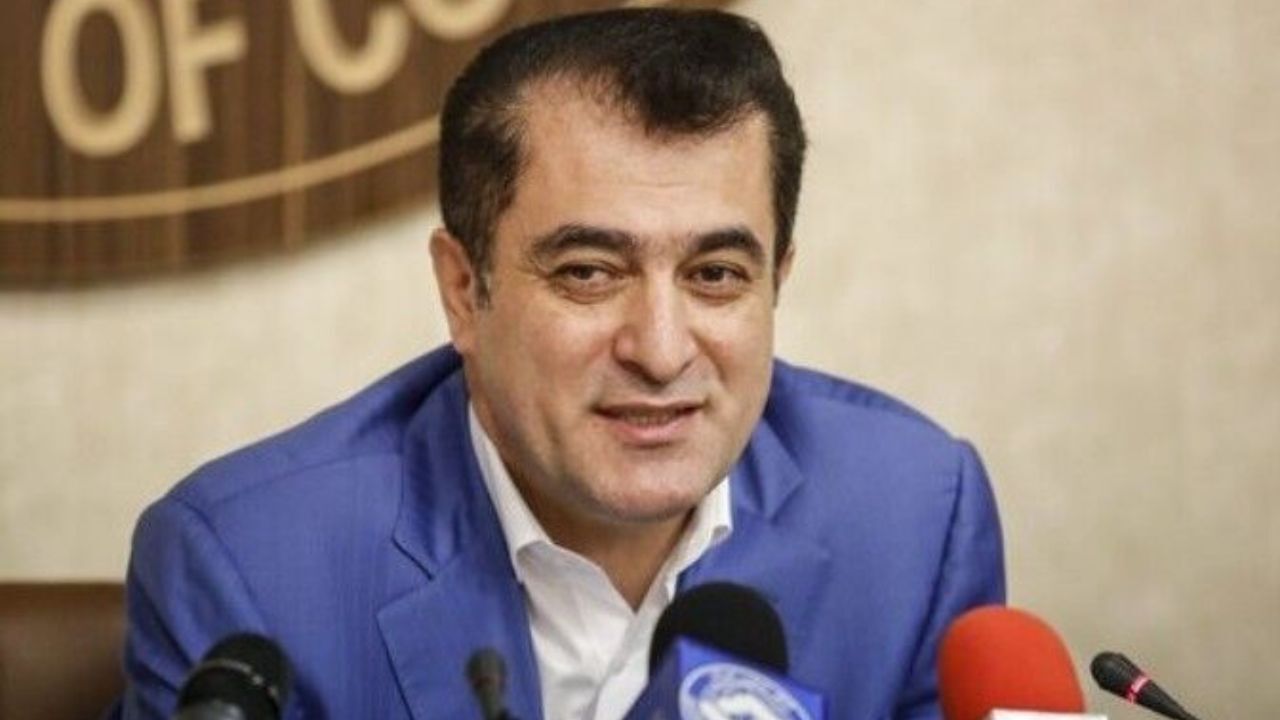 سعادتمند متوجه قرارداد کارگزار قبلی با استقلال نشده بود