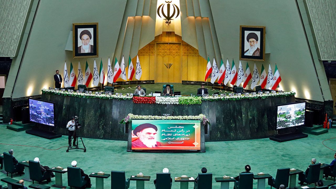 بیانیه 240 نماینده مجلس: برخورد پلیس آمریکا با سیاهپوستان پرده از ماهیت این رژیم برداشت