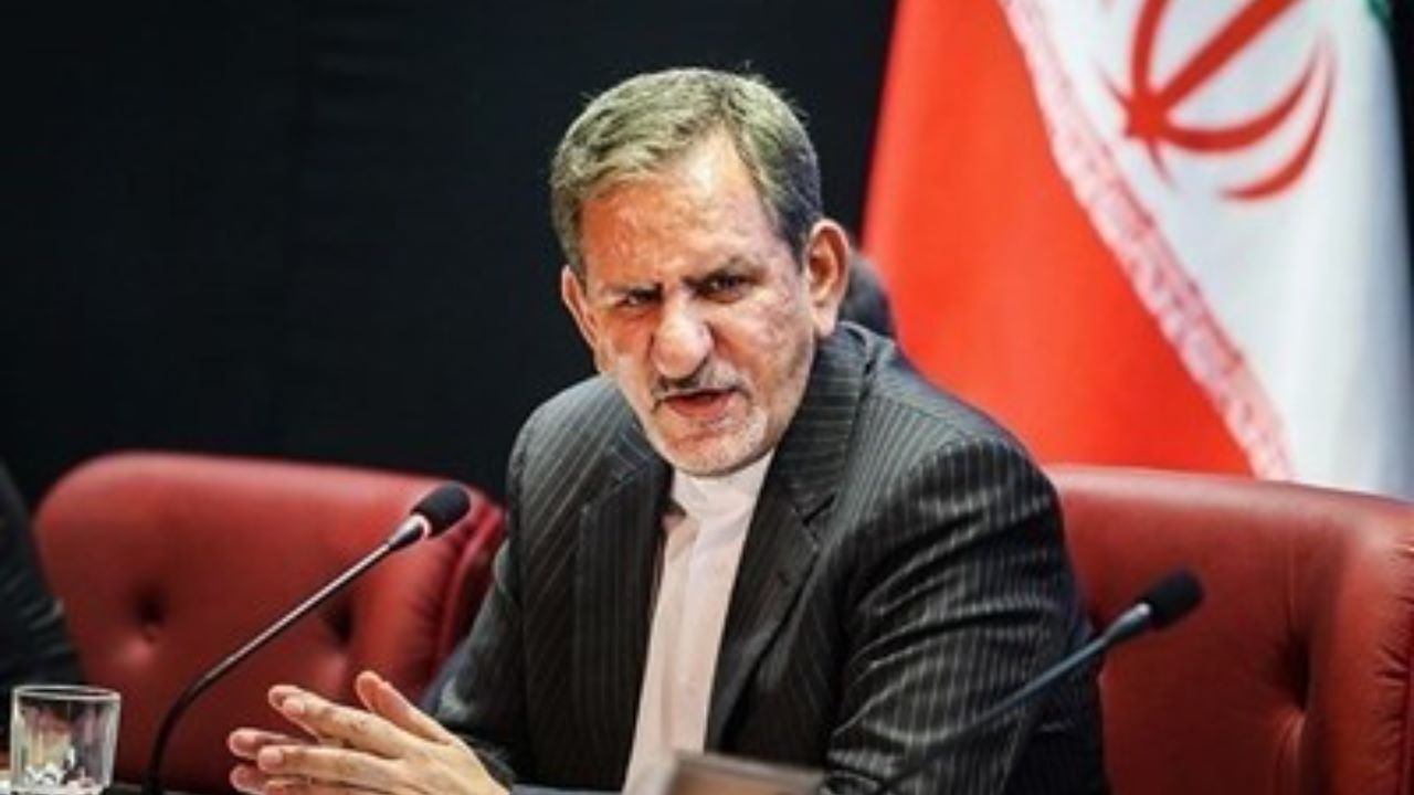 صنایع دستی نقش موثری در اشتغال زایی و معرفی فرهنگ و تمدن ایرانی ایفا می‌کند