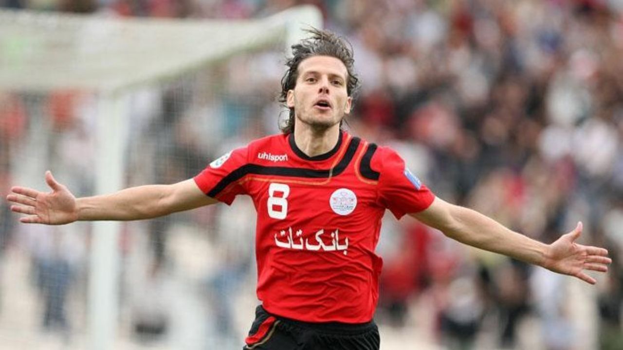 مدیران پرسپولیس در حق این بازیکن بی معرفتی کردند