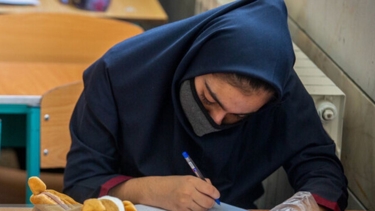 آغاز امتحانات نهایی به صورت حضوری از روز شنبه/ دانش‌آموزان کدام موارد بهداشتی را باید رعایت کنند؟