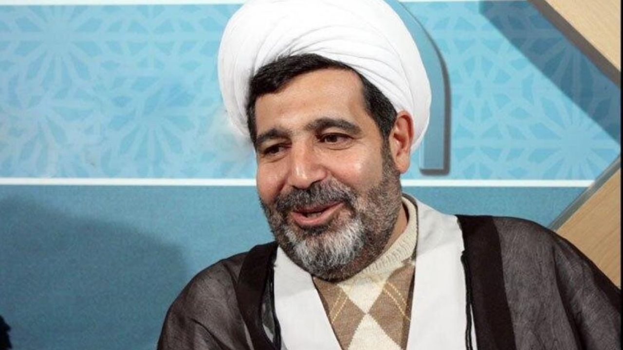 قاضی منصوری قبل از دادگاه طبری می‌خواست به ایران برگردد