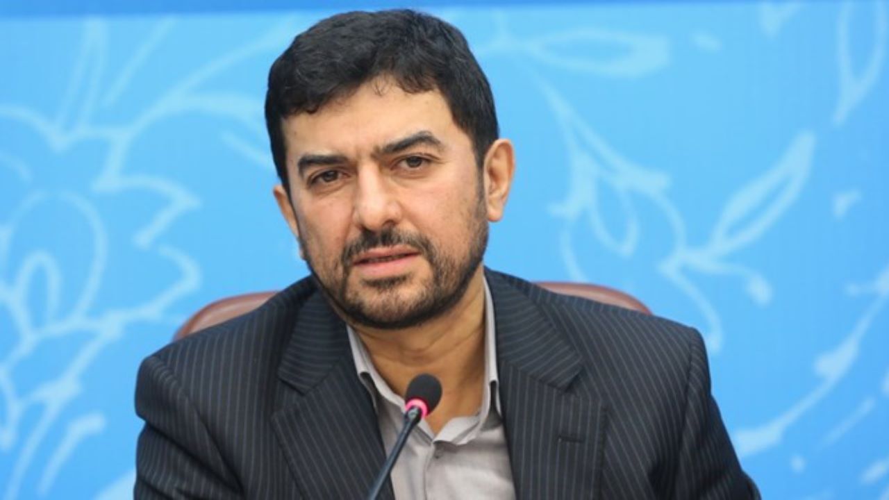 فقط 5 کالا دلار ترجیحی می‌گیرند/ ارز 4200 تومانی باید کاملا حذف شود