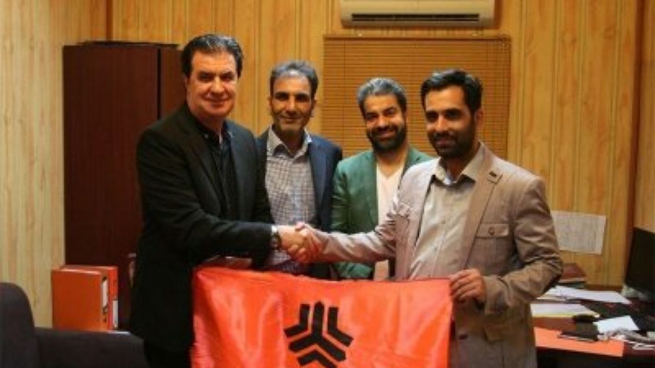 بازیکنانم با شکم خالی قهرمان شدند