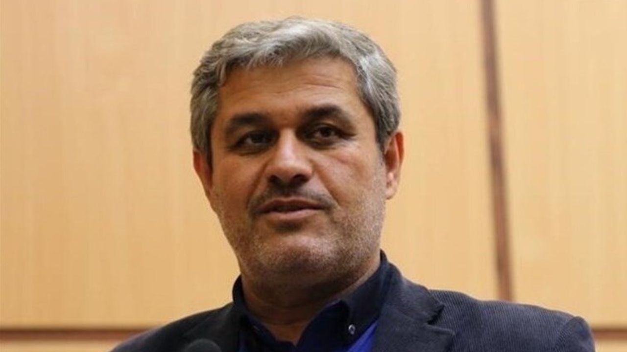 در بررسی اعتبارنامه تاجگردون تحت تاثیر فشار و جریانات سیاسی قرار نگرفتیم