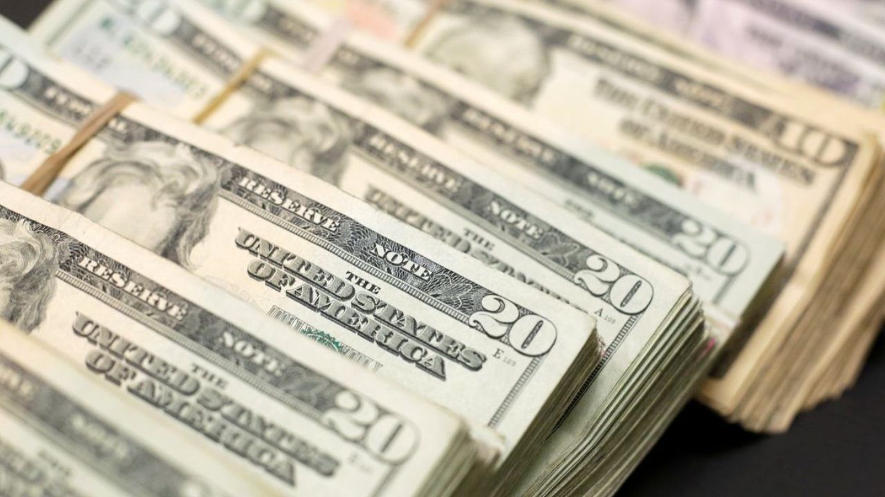 بانک مرکزی برای برخورد با صادرکنندگان متخلف در بازگشت ارز دست به کار شد