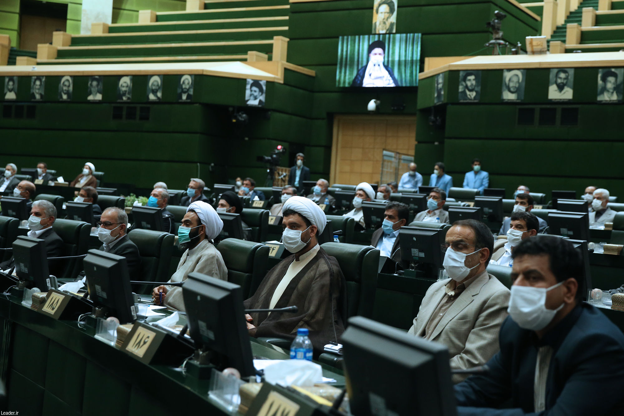 نمایندگان مجلس دریافته‌اند که نباید با دولت کشتی بگیرند؟