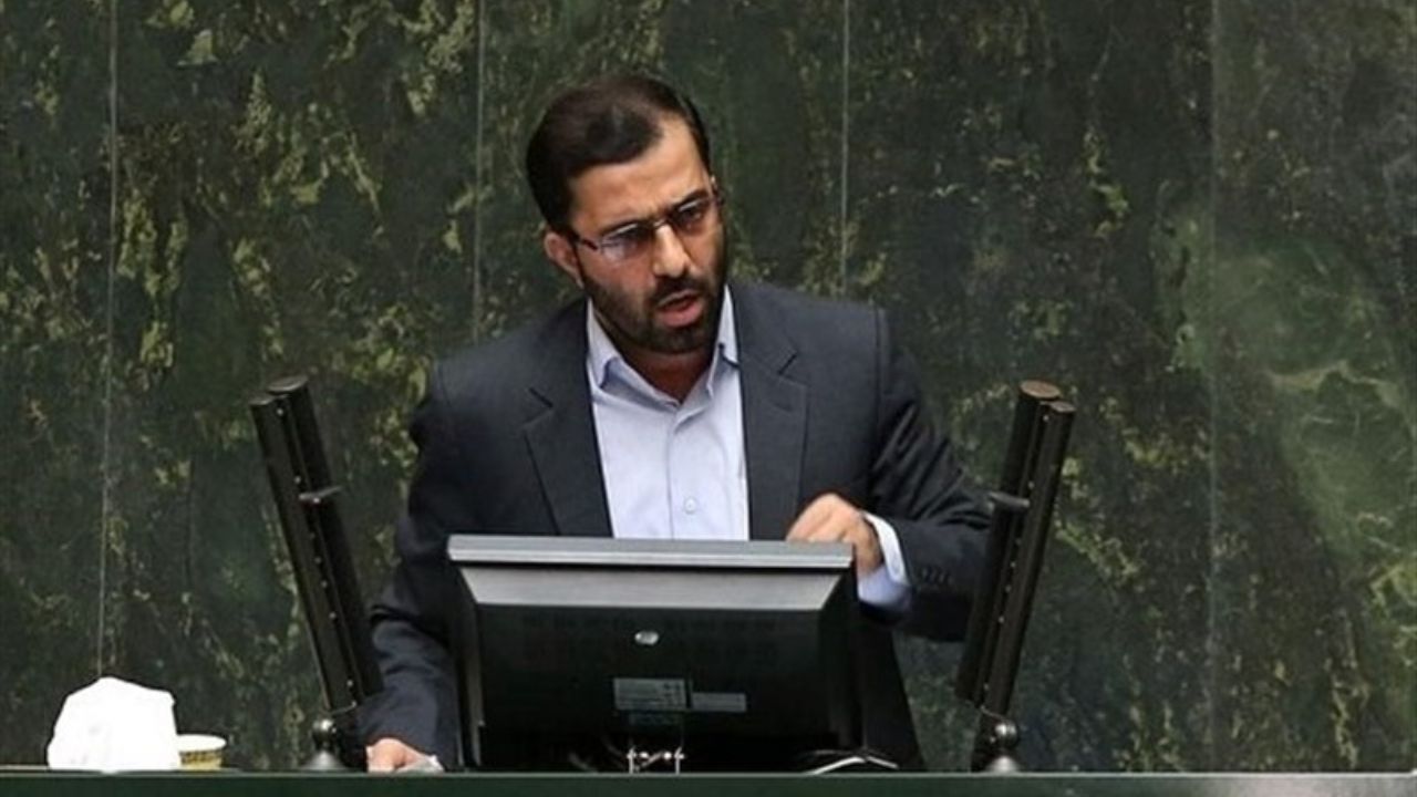 مجلس دچار روزمرگی شده است