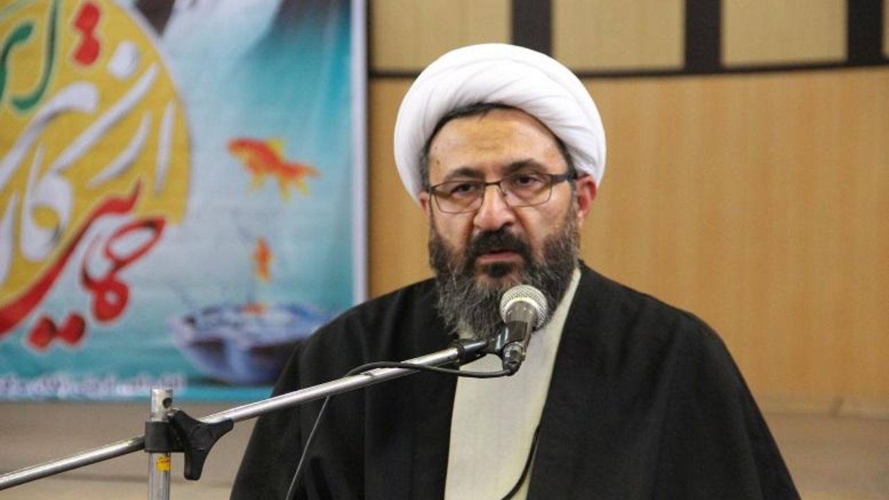 نباید در مورد اروپا و آمریکا منفعلانه عمل کنیم