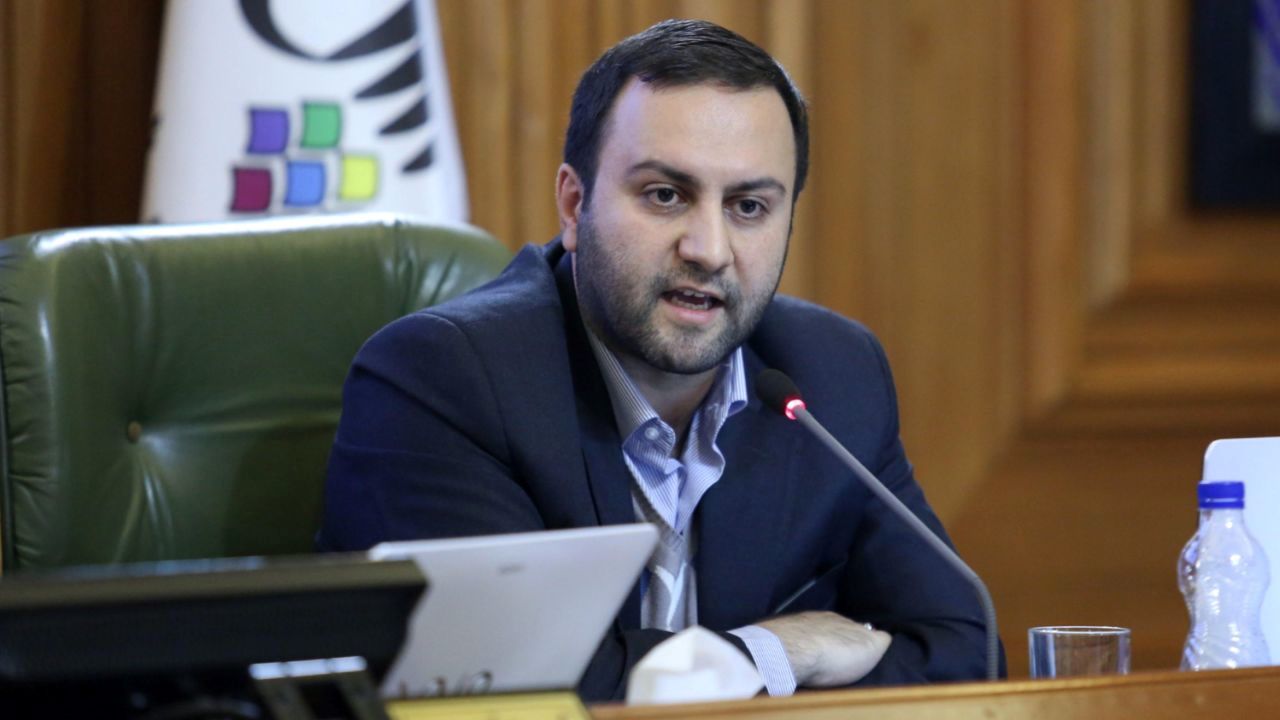 مجلس آن قدر کار زمین مانده دارد که فرصت حاشیه نمی‌ماند