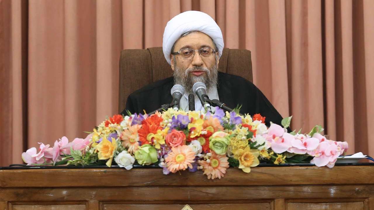 تقدیم ماحصل بررسی کمیسیون ویژه بررسی مشکلات اقتصادی کشور به رهبری