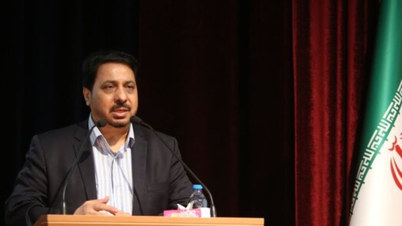 نزدن ماسک و رعایت نکردن فاصله اجتماعی در محل کار تخلف اداری محسوب می‌شود