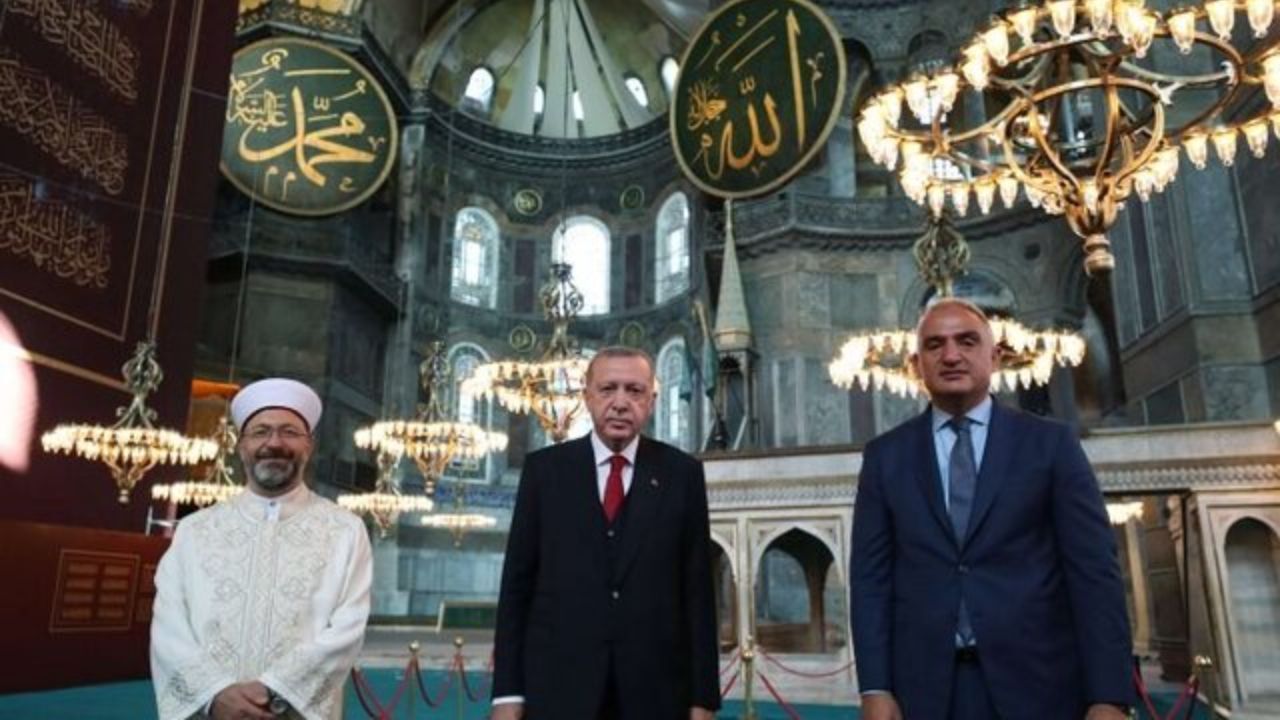 برپایی اولین نماز جمعه در ایاصوفیه پس از نزدیک به یک قرن