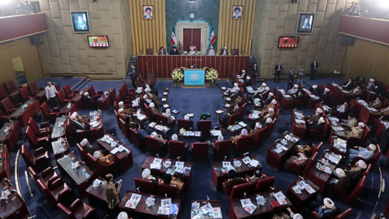 برگزاری اجلاس خبرگان رهبری به تعویق افتاد