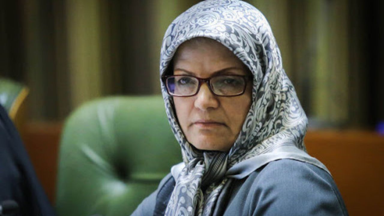 پیشنهاد عضو شورای شهر تهران: برپایی ایستگاه صلواتی برای توزیع ماسک