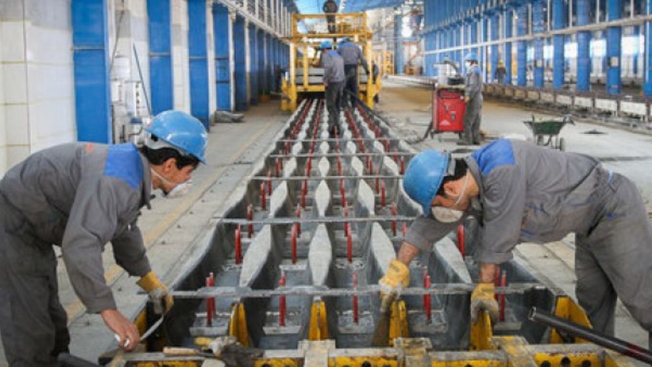 درصدی از سهام کارخانه‌ها هنگام واگذاری باید به کارگران تعلق بگیرد