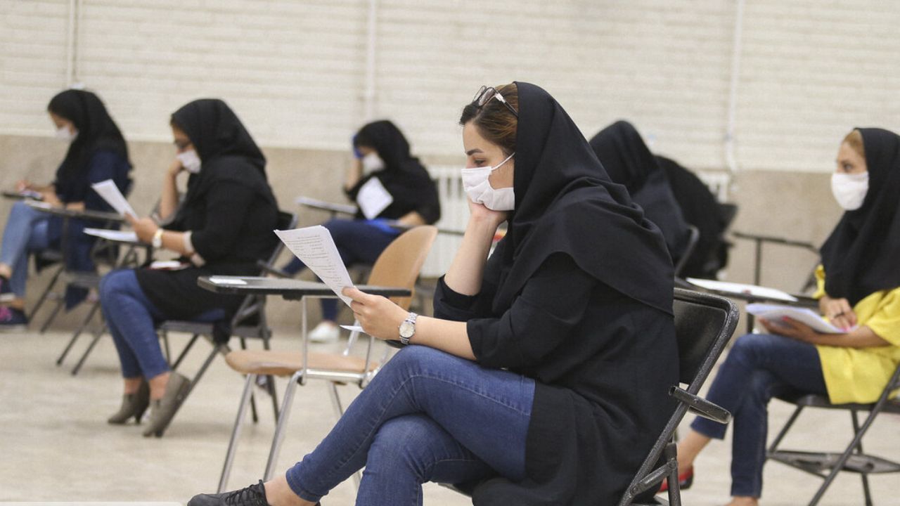 کمیسیون آموزش نحوه اجرای پروتکل‌های بهداشتی در کنکور را بررسی می‌کند