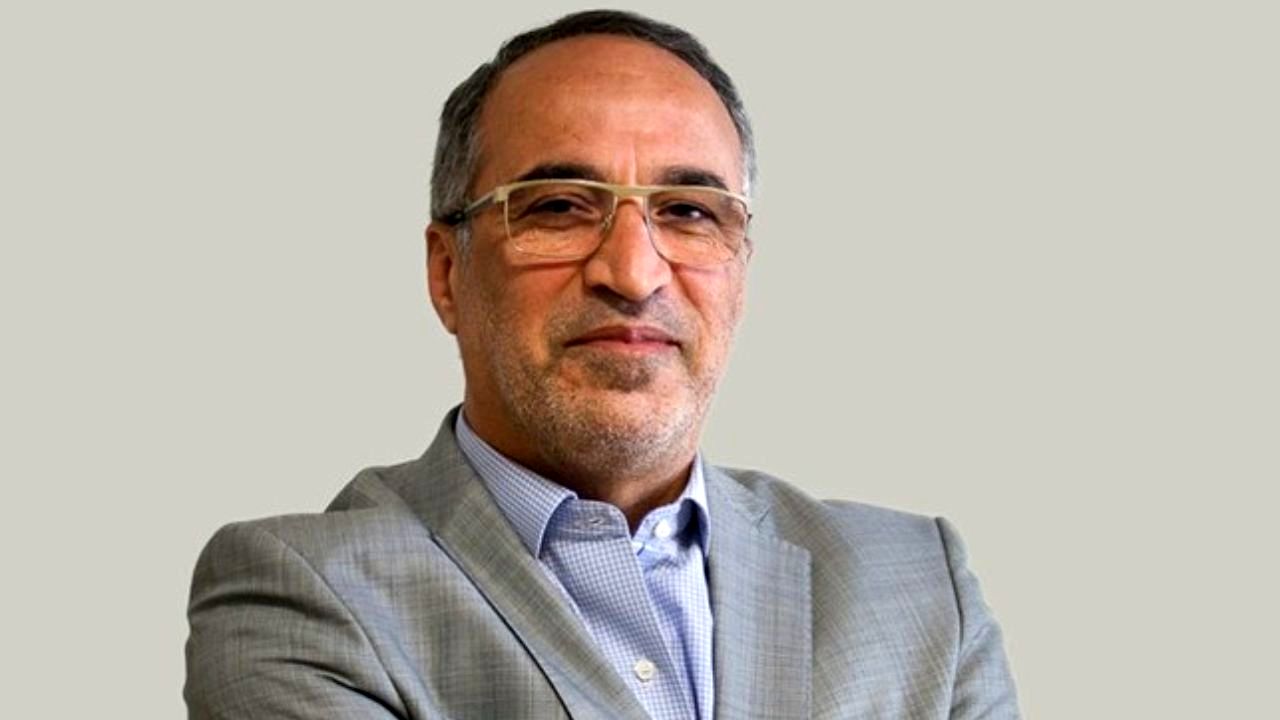 سیاست‌بازی‌ به جای سیاست‌ورزی در کشور جا افتاده است