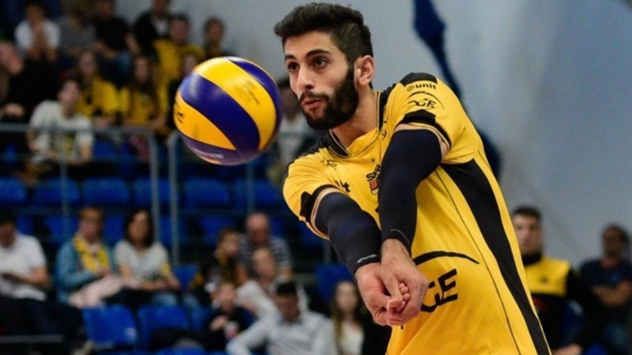 میلاد عبادی‌پور تابعیت لهستان را گرفت