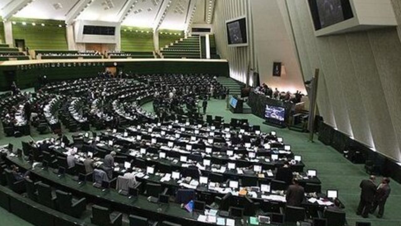 بیانیه نمایندگان در حمایت از صنعت دفاعی، موشکی و تسیلحاتی