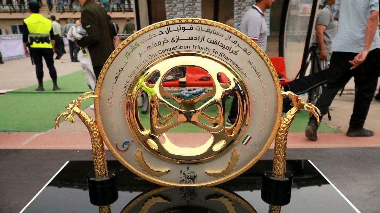 سرخ‌های تبریز و آبی‌های تهران به دنبال قهرمانی