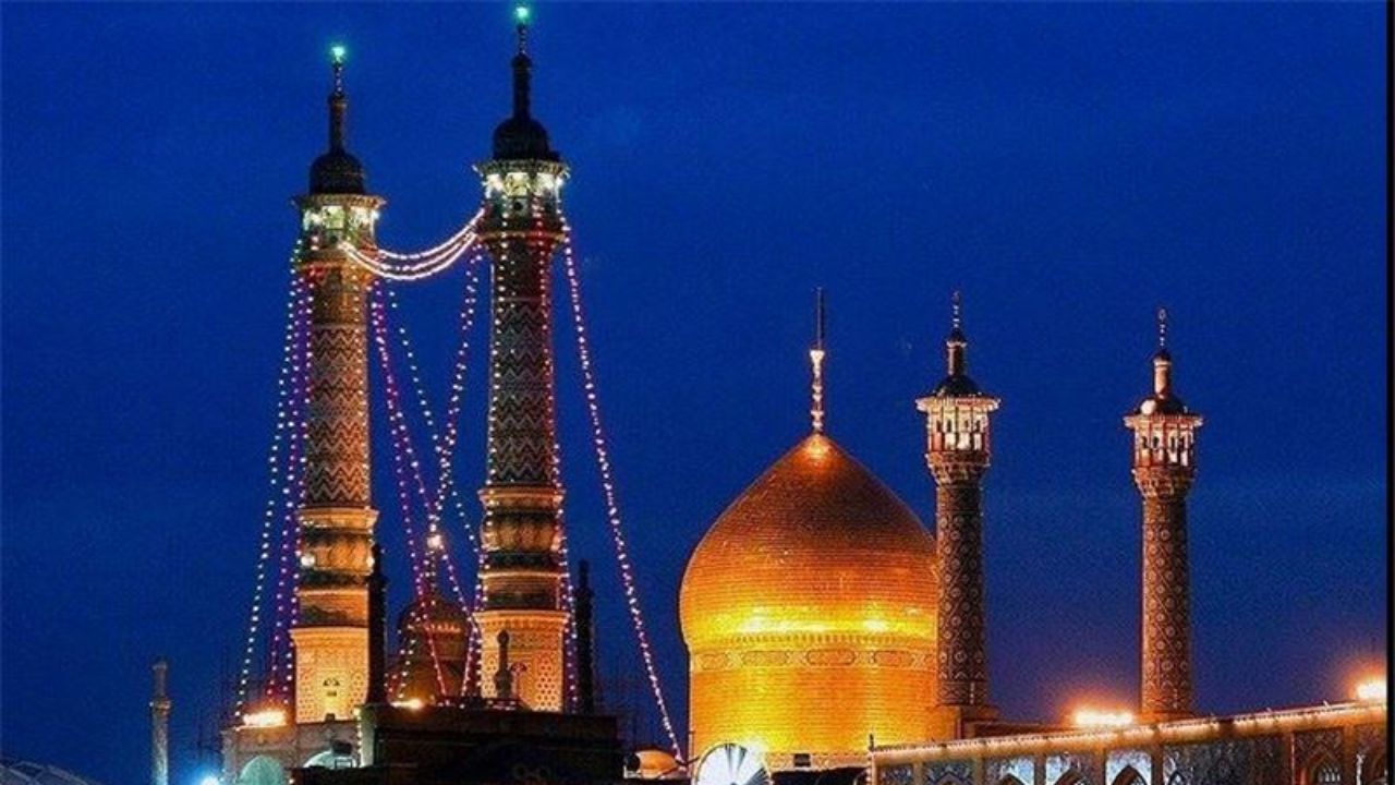 حمله هنجارشکنان و شکستن گیت حرم حضرت معصومه (س) در عصر عاشورا با شعار «حیدر حیدر»