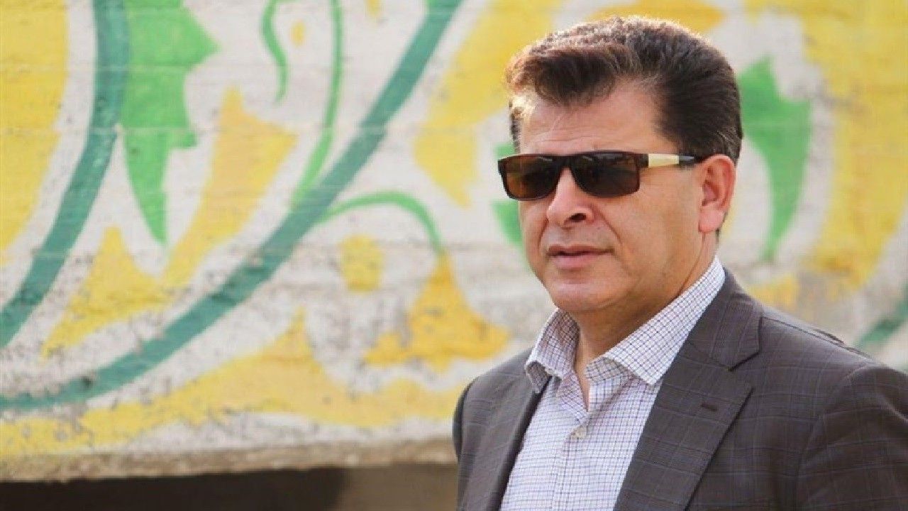 برنامه مدیران استقلال قطع همکاری با فرهاد مجیدی بود / باشگاه استقلال ایمیل استراماچونی را به مردم نشان دهد