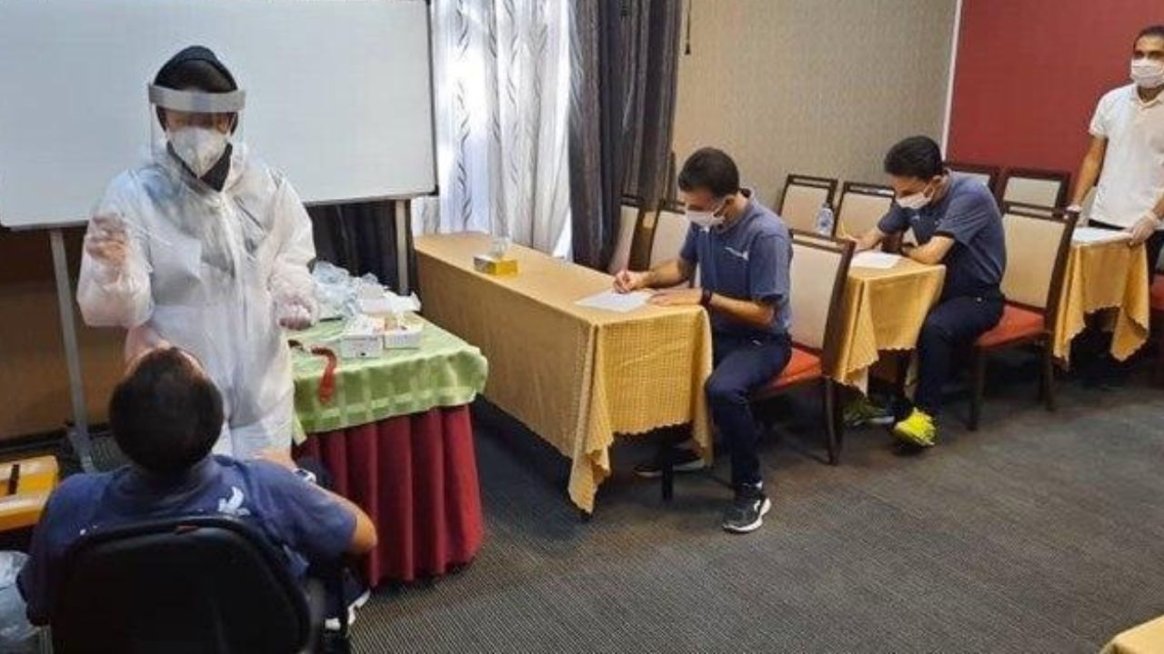 داوران خودشان باید تست کرونا بدهند