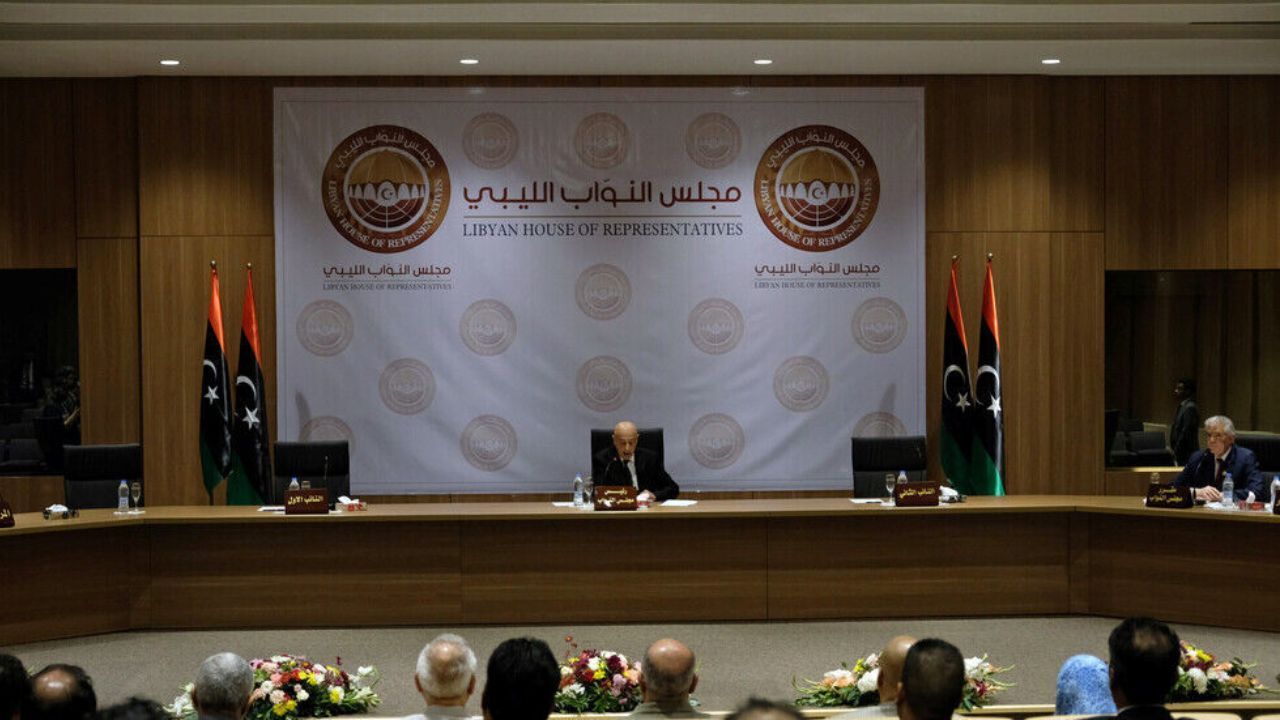 دولت موقت در شرق لیبی استعفا کرد