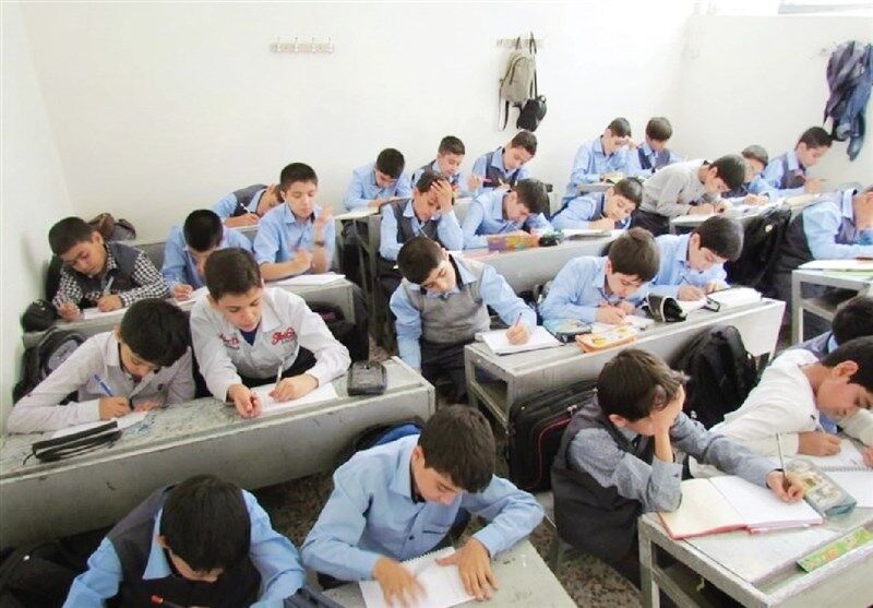 امتحانات نهایی دانش‌آموزان بار دیگر به تاخیر می‌افتد؟