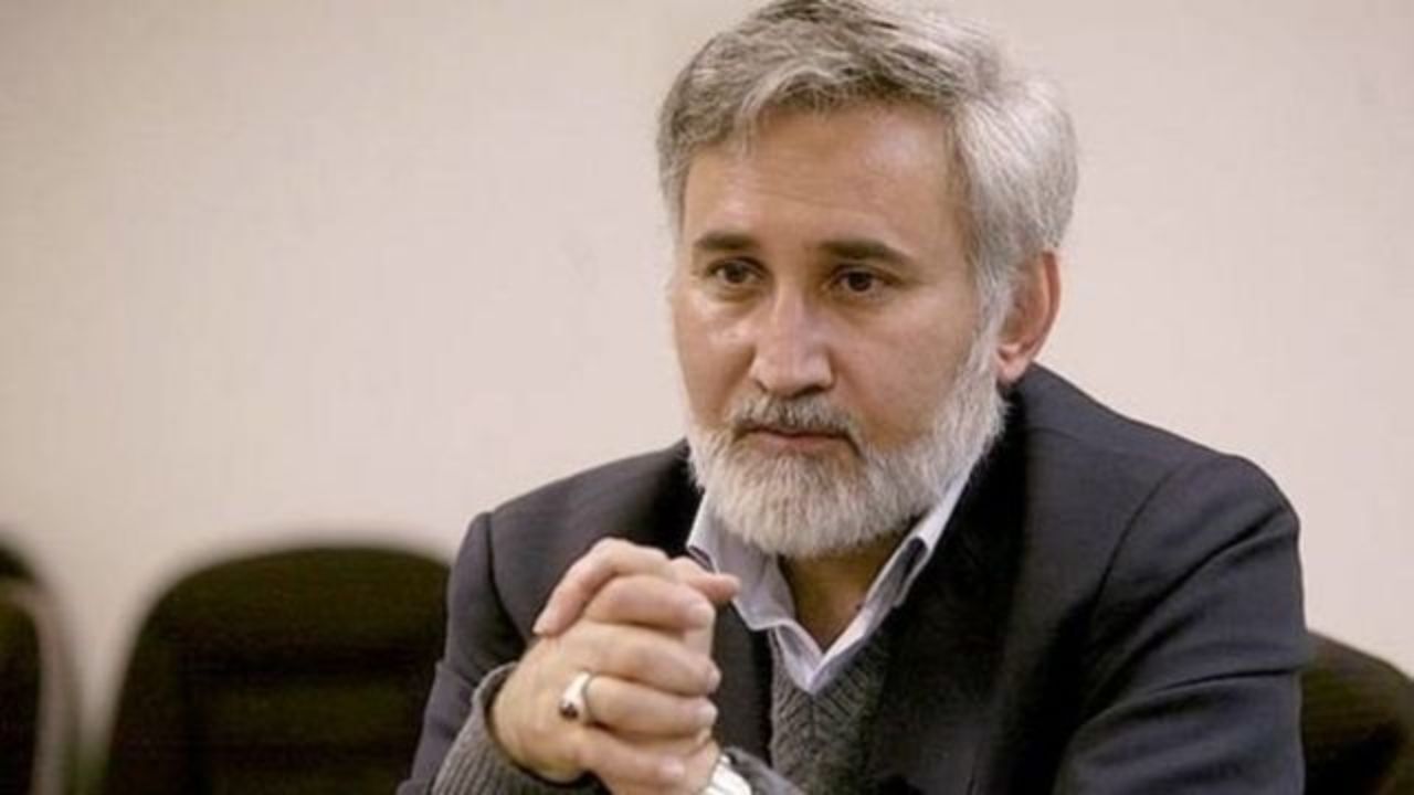عده ای جنگ را برای خود مصادره کرده اند / شروع جنگ دست ما نبود / در سوم خرداد سال 61 پایان جنگ و رها کردن مار زخم خورده قابل قبول نبود / نگران خوانش تاریخ توسط نسل‌های آینده نباید بود