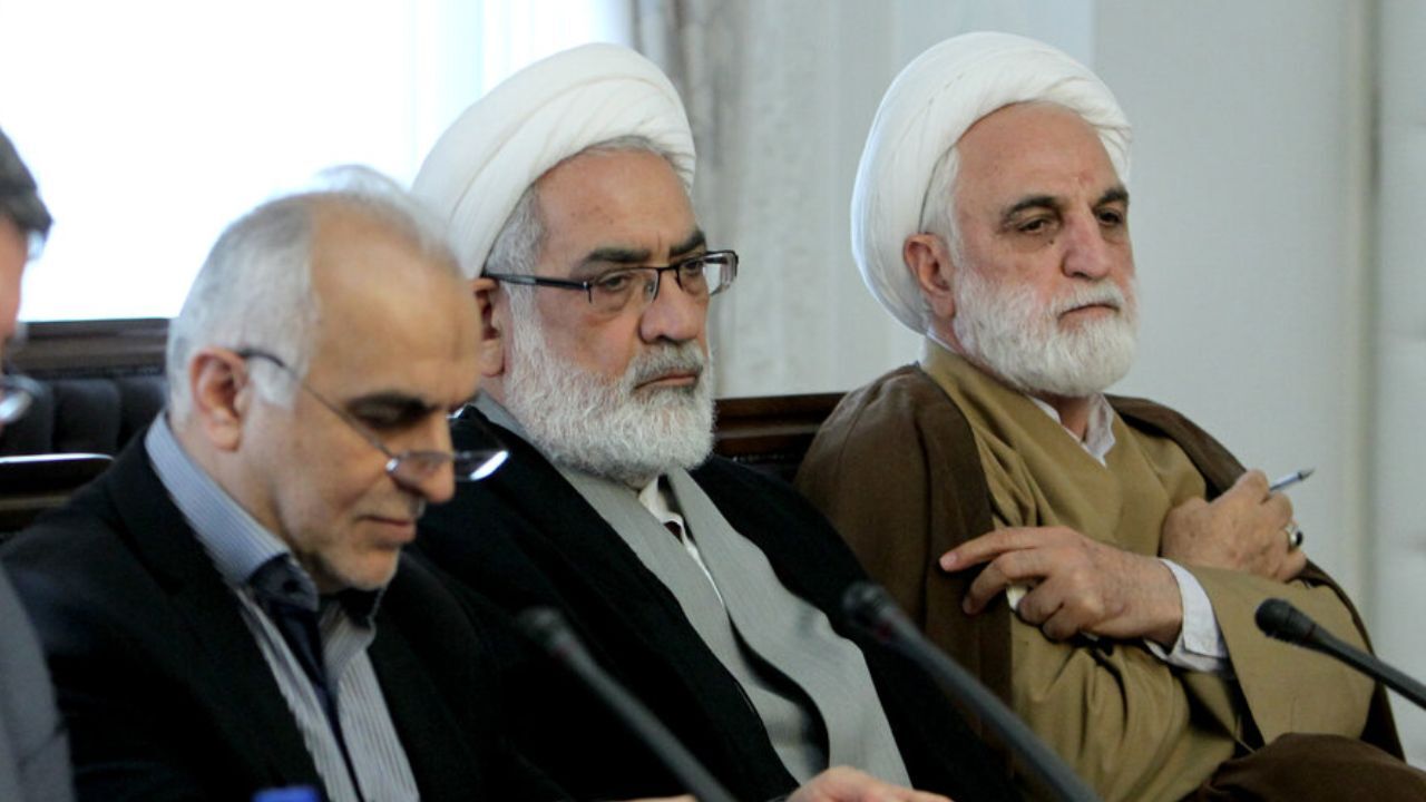 تذکر مکتوب دادستان کل به وزیر اقتصاد، قانونی یا فرا قانونی؟