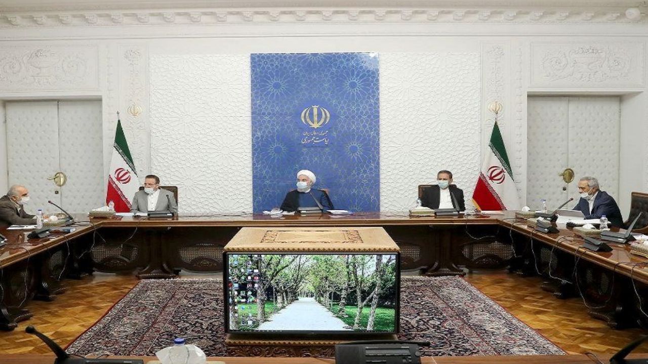 راه‌اندازی مرکز پایش سلامت در عسلویه / مصوبه قانون تعیین تکلیف استخدامی معلمان حق التدریسی اصلاح شد