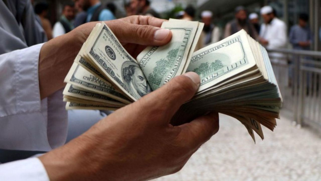 قیمت دلار 24 هزار و 200 تومان است