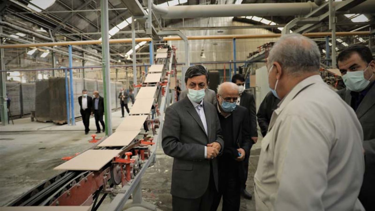 تامین رایگان «سیمان، کاشی و سرامیک» برای پروژه مسکن محرومان توسط بنیاد مستضعفان