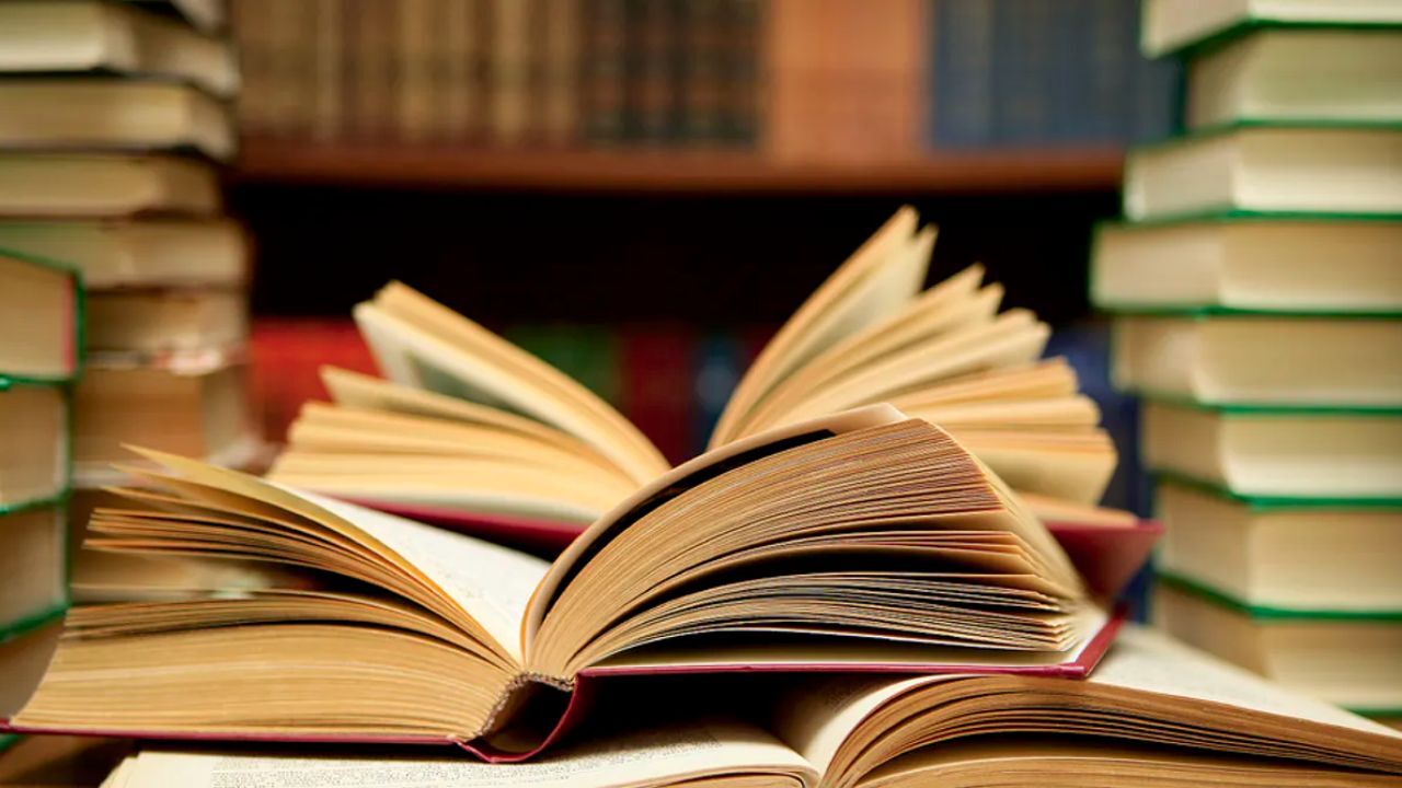 اینفوگرافی| سرانه مطالعه و کتابخوانی ایرانی‌ها چقدر است؟