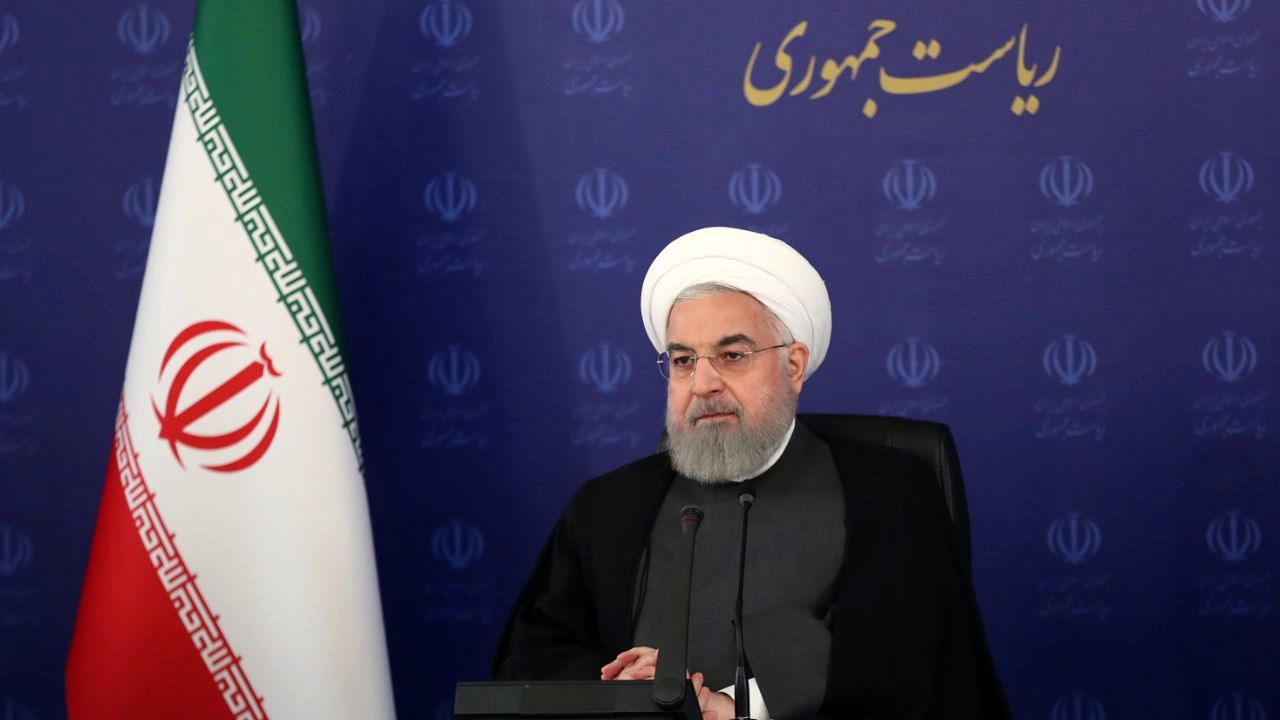 سیاسیون عرصه مقابله با کرونا را به میدان کشکمش‌های سیاسی تبدیل نکنند