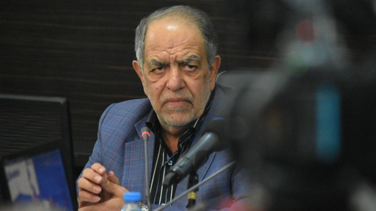 هیچ مدیری تا زمان وجود تحریم، روی موفقیت را نمی‌بیند