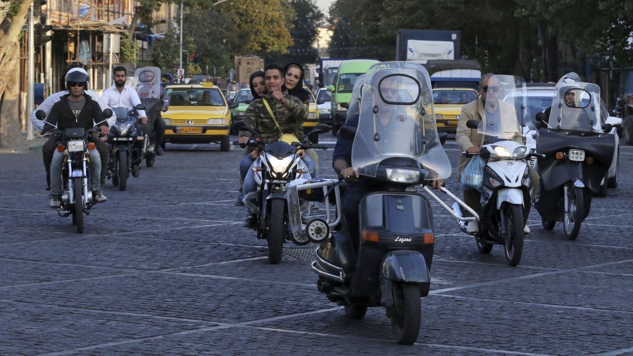 آلودگی موتورسیکلت‌های کاربراتوری، 5 برابر خودروها است