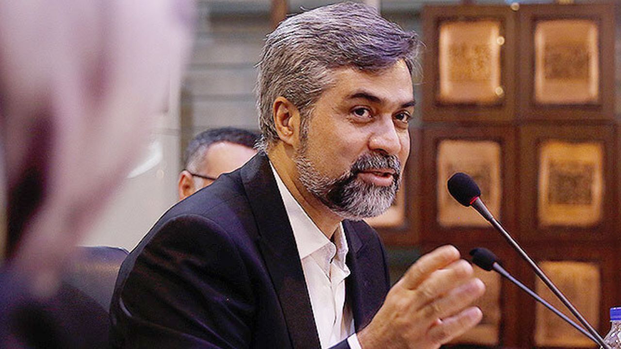 زمان با داروی گیاهی از بین برود، چه کسی پاسخگو خواهد بود؟ / اگر مستعان حقیقت داشت، باید شاهد کنترل معنی‌داری کرونا می‌بودیم