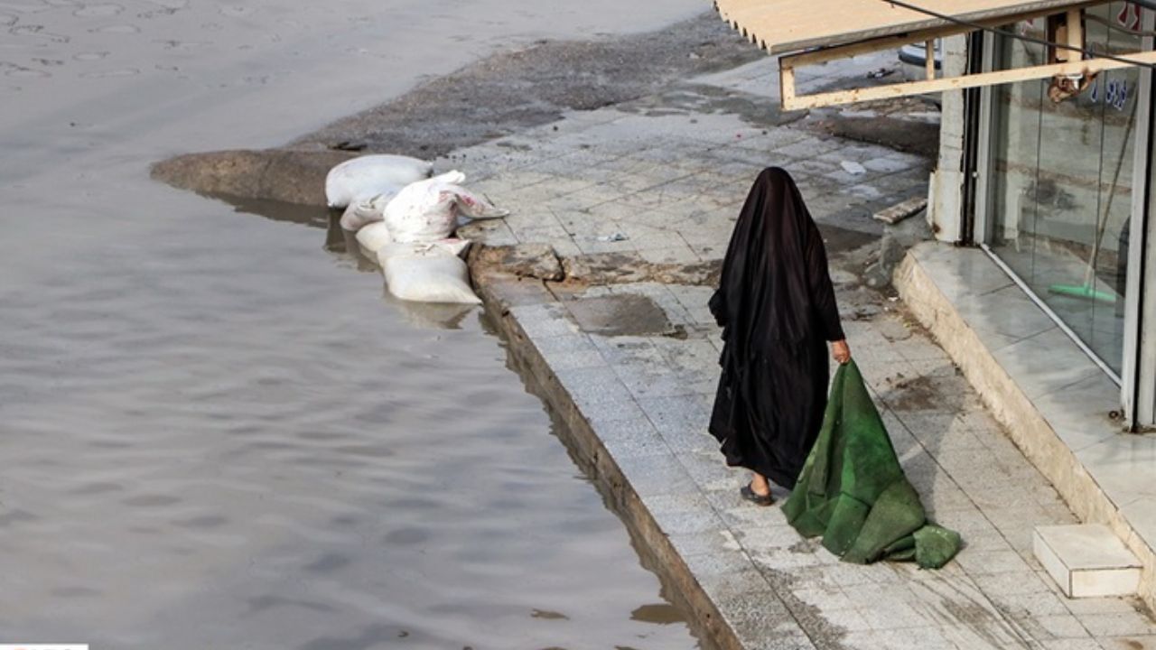 بازپخش داستان آب‌گرفتگی سال 98 خوزستان؛ مصیبتی قدیمی، شبیه به ریزگردها و بی‌آبی غیزانیه