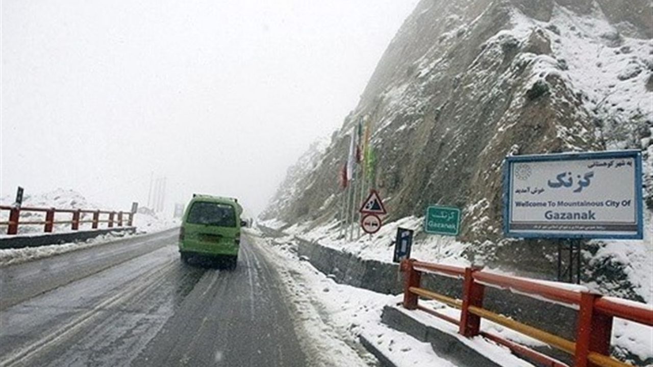 باران در جاده‌های 10 استان کشور