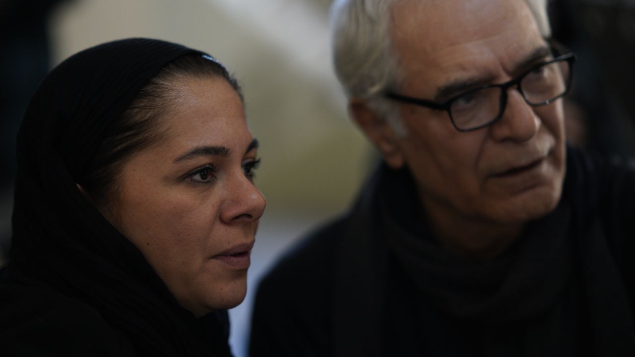 اولین تصاویر حامد کمیلی و پانته‌آ پناهی‌ها در «جوجه تیغی»