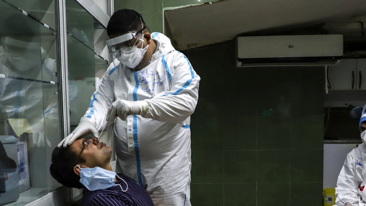 کاهش 50 درصدی تعرفه تست کرونا برای دارندگان بیمه سلامت