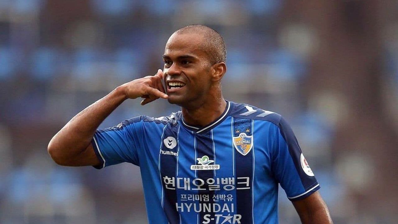 اولسان جونیور را آورد، پرسپولیس هم استوکس
