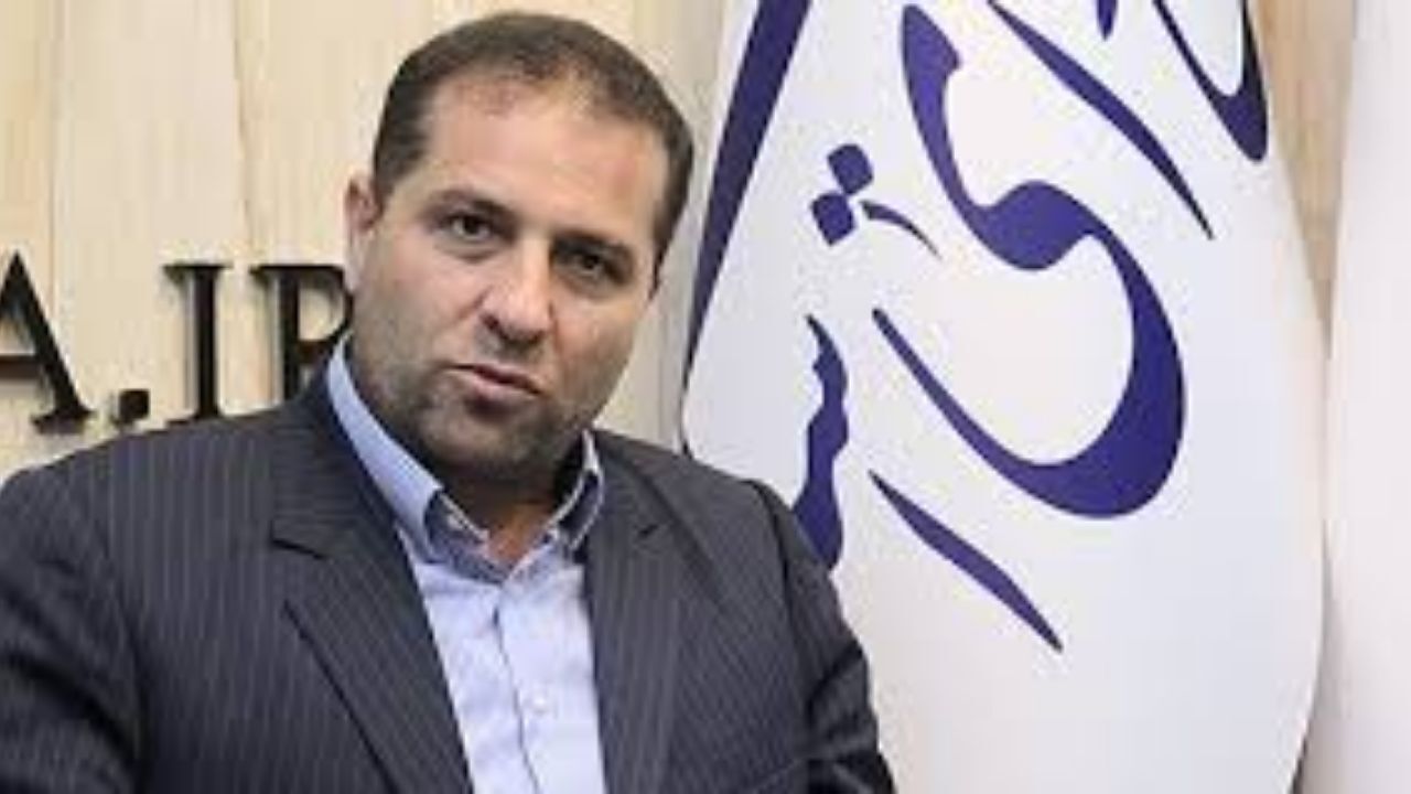 فاصله عمیق مشکلات مردم و آنچه در مجلس می‌گذرد