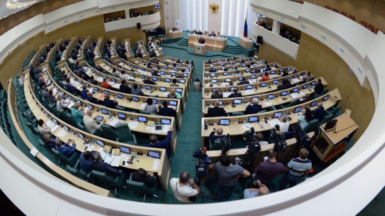 روسیه شرکت روزنامه‌نگاران در تجمعات را ممنوع کرد