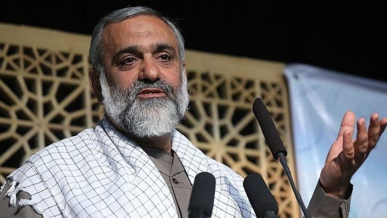 برخی در سال 88 با استفاده از اسم امام، درصدد تضعیف امام حاضر بودند