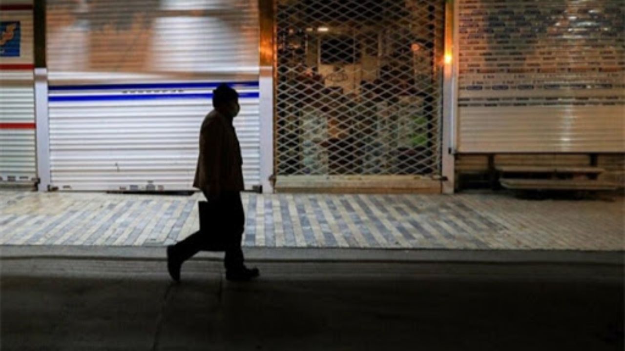 برای برداشتن محدودیت‌های کرونایی نباید عجله کرد